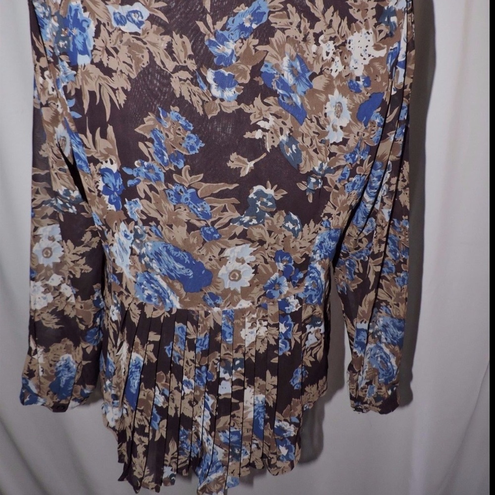 Coldwater Creek Career Blouse PM (10-12) - Picture 5 of 8